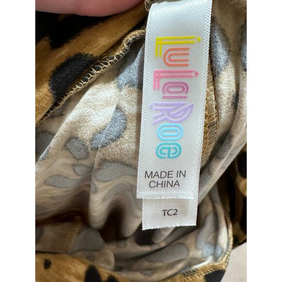 LulaRoe Bundle 2 TC2 (Tall & Curvy 18+) Leggins Tiger Print & Cassette Tape RARE - Picture 4 of 8